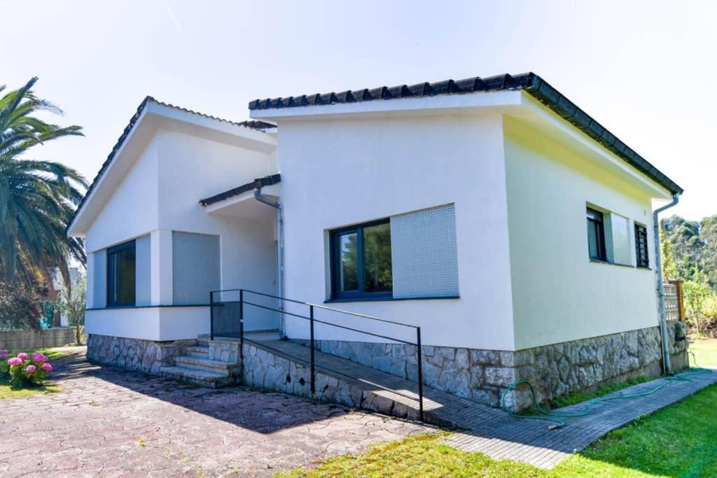 ¡Nuevo! Espectacular Casa En La Playa De Berria Villa Santona Ngoại thất bức ảnh